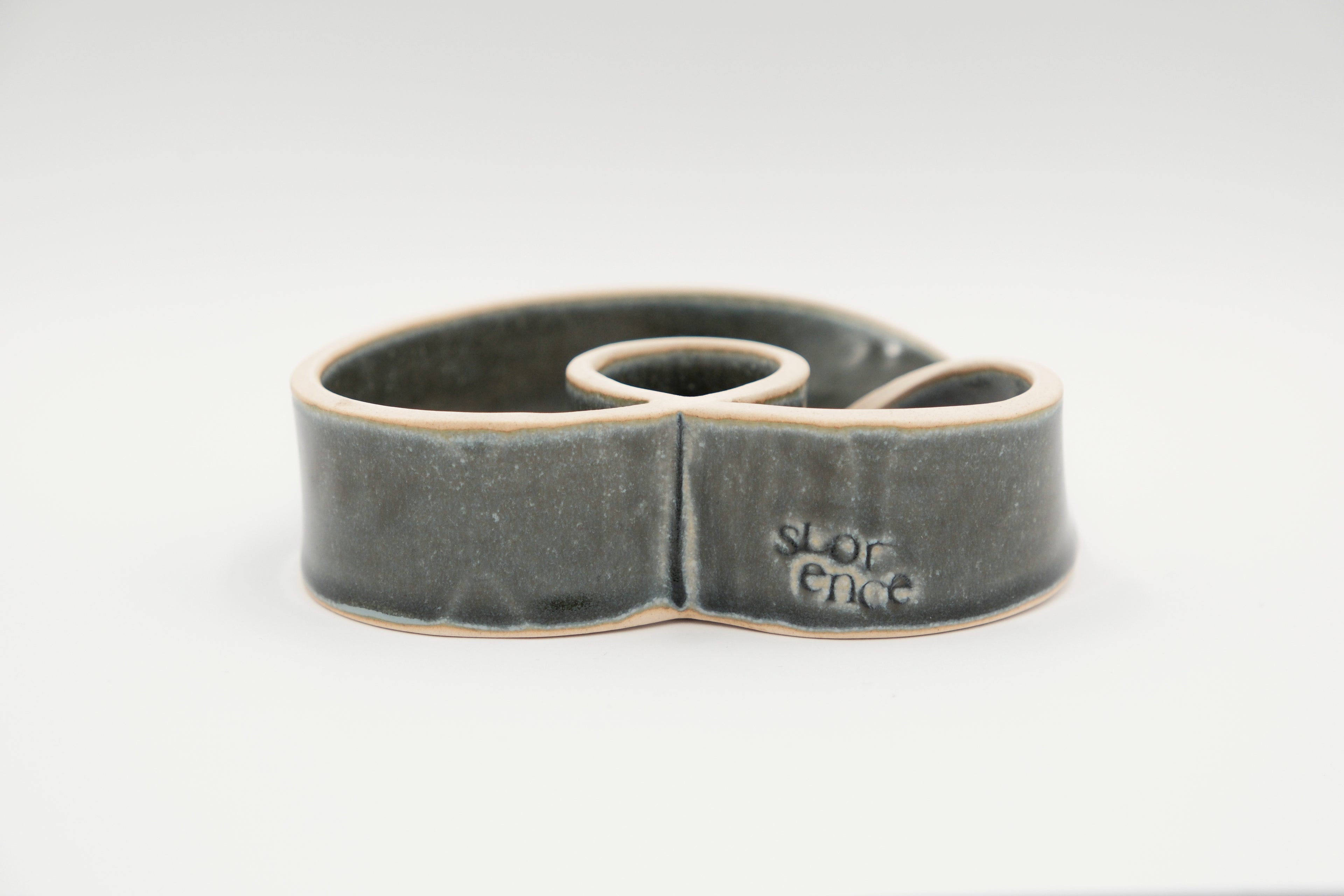 Slorence_Ringvase_Midnight Indigo